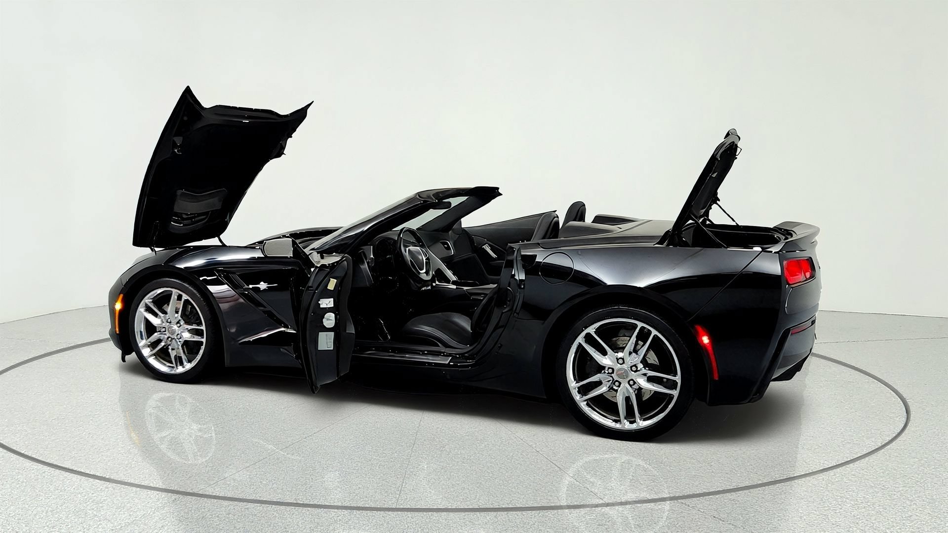 Used 2014 Chevrolet Corvette Stingray Convertible w/ 3LT Preferred Equipment Group RWD image 10