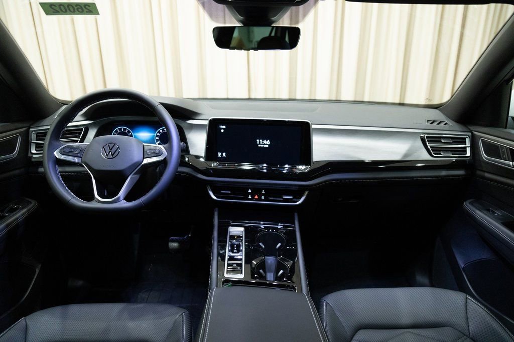 New 2026 Volkswagen Atlas Cross Sport SE image 2