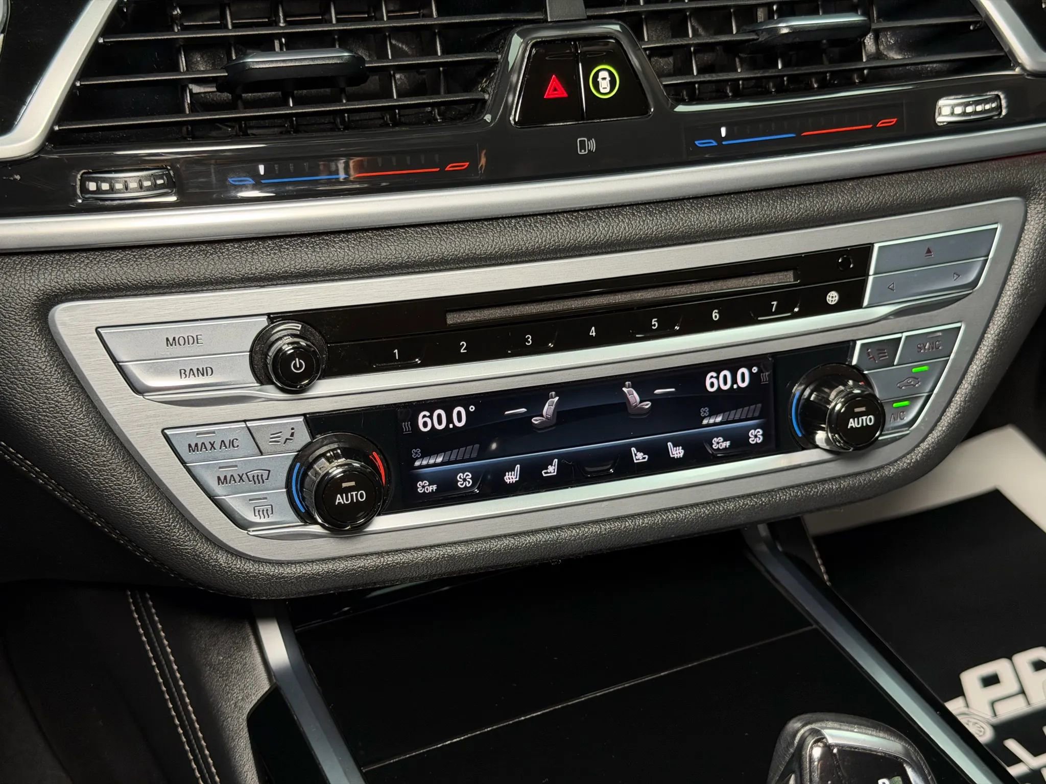 Used 2017 BMW 750i xDrive image 60