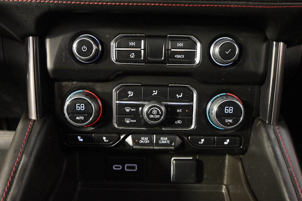 Used 2023 Chevrolet Suburban RST w/ Luxury Package AWD/4WD image 32