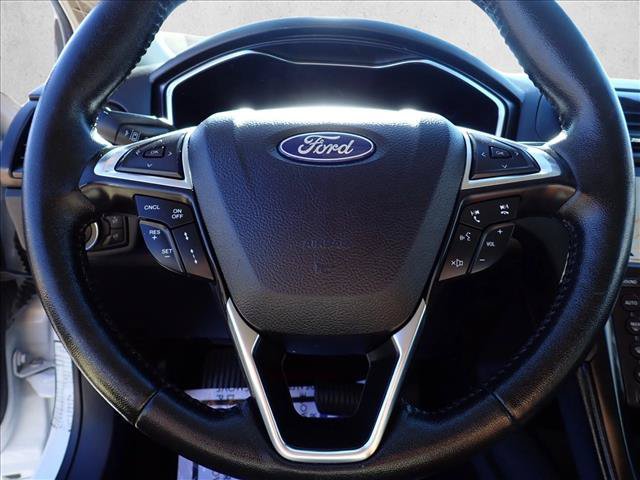 Used 2019 Ford Fusion Titanium AWD/4WD image 12