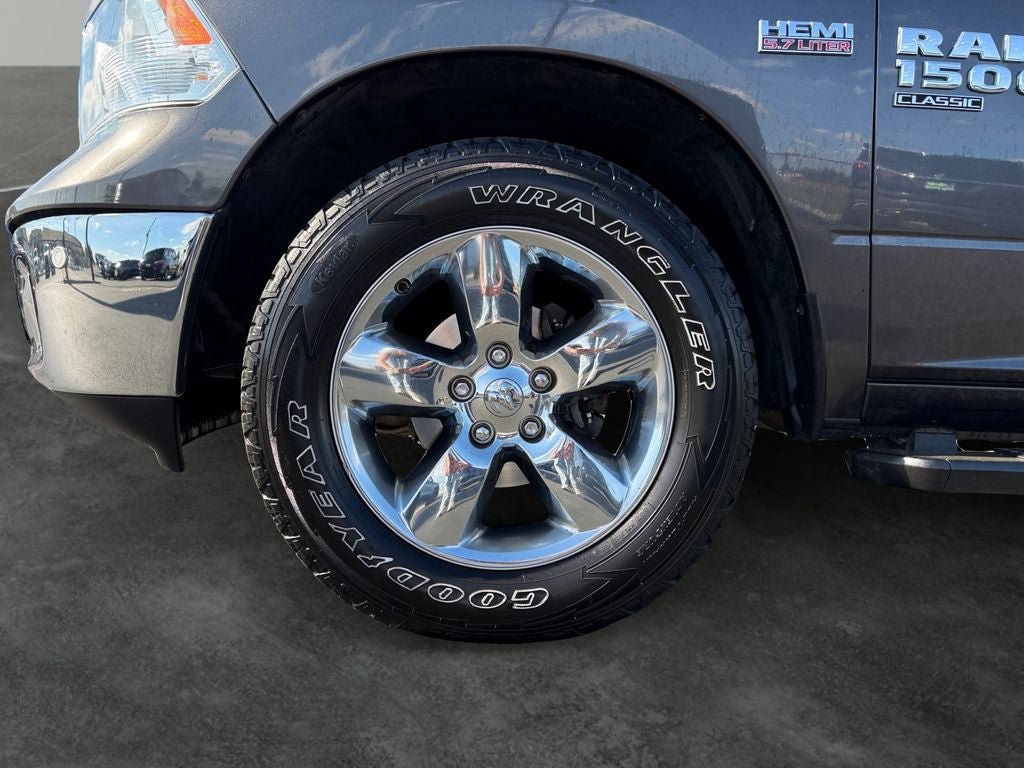 Used 2019 RAM 1500 Big Horn AWD/4WD image 4