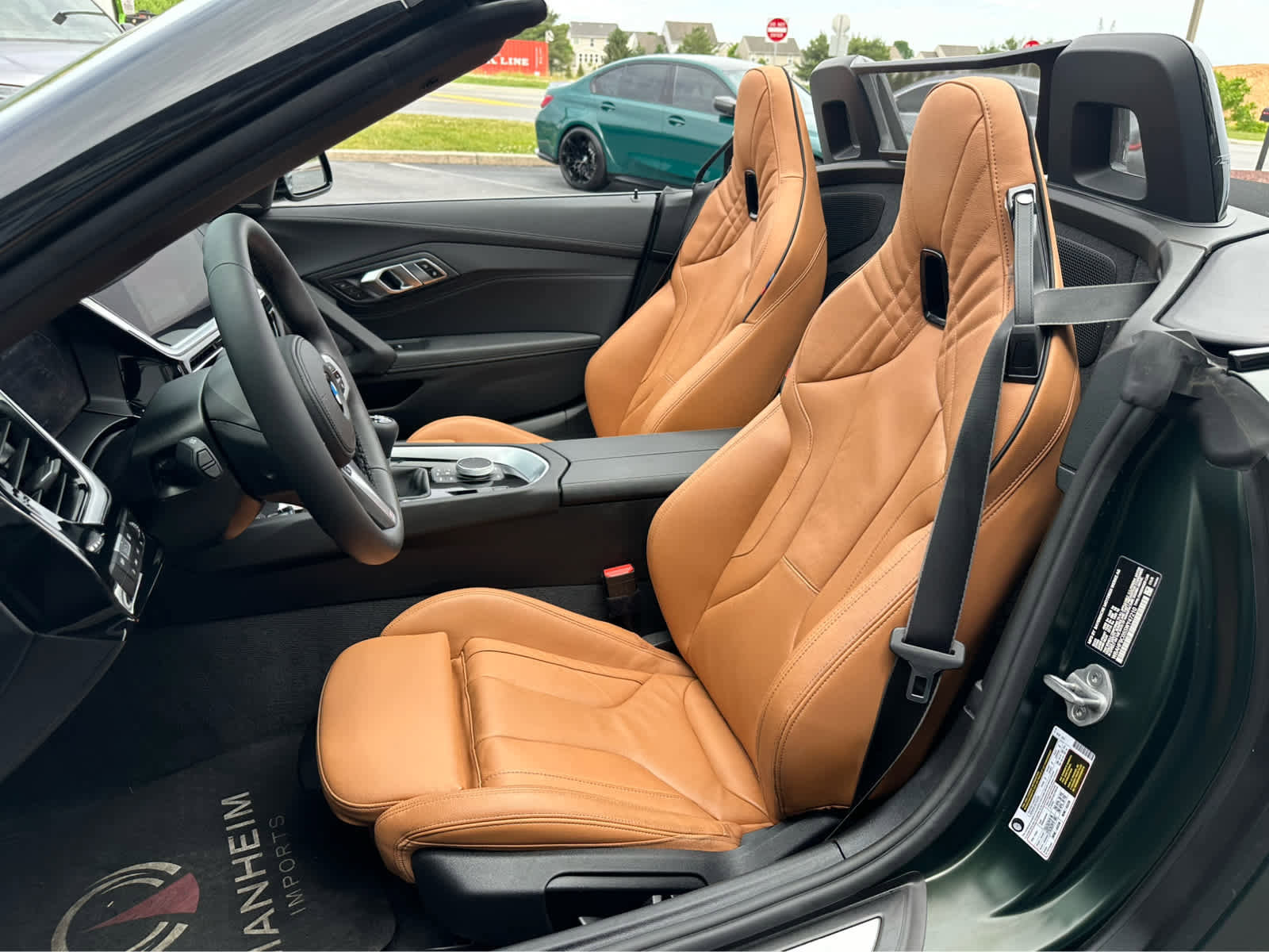 Used 2025 BMW Z4 M40i w/ Edition RWD image 16