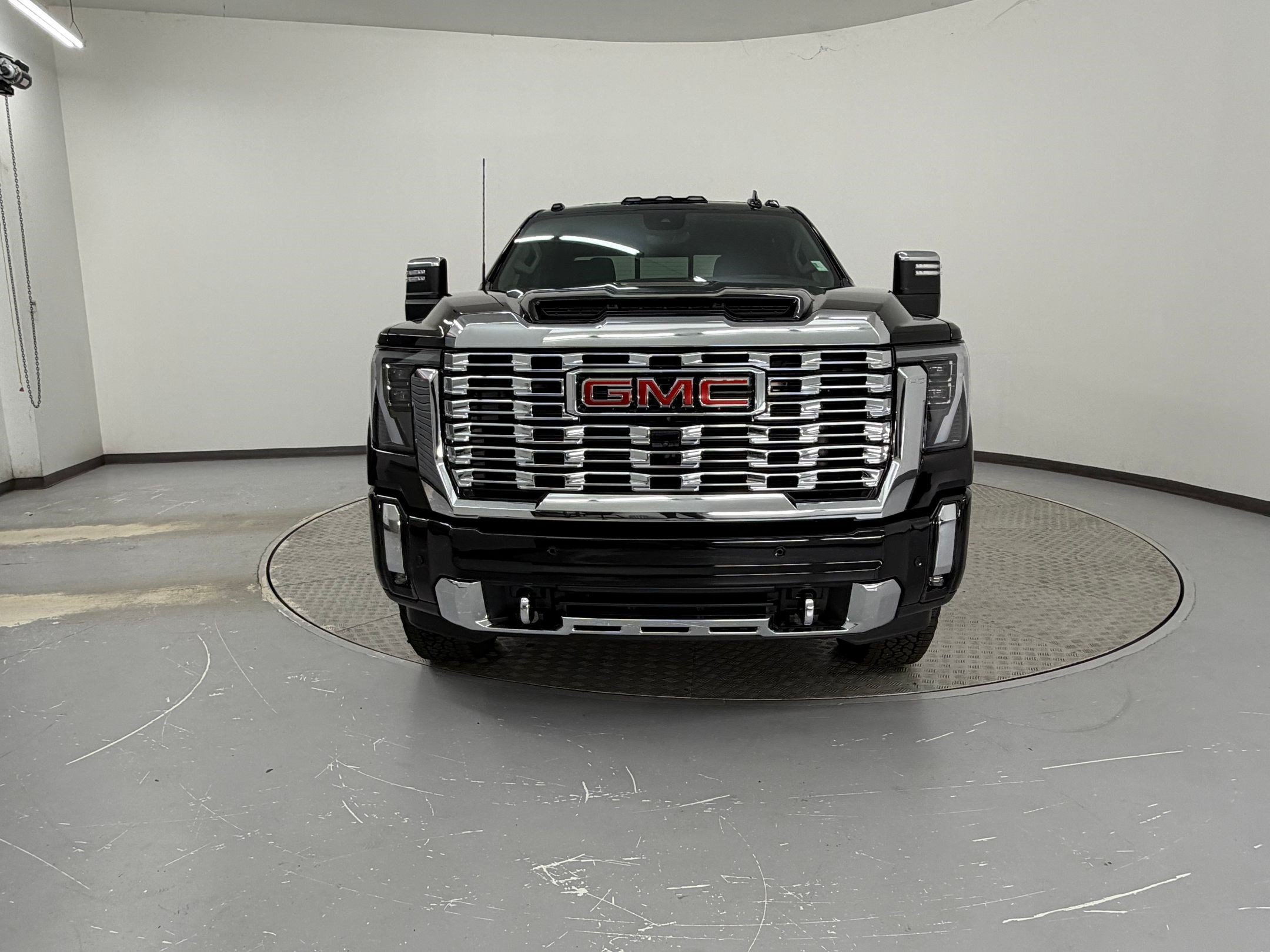 Used 2026 GMC Sierra 2500 Denali w/ Denali Reserve Package AWD/4WD image 6