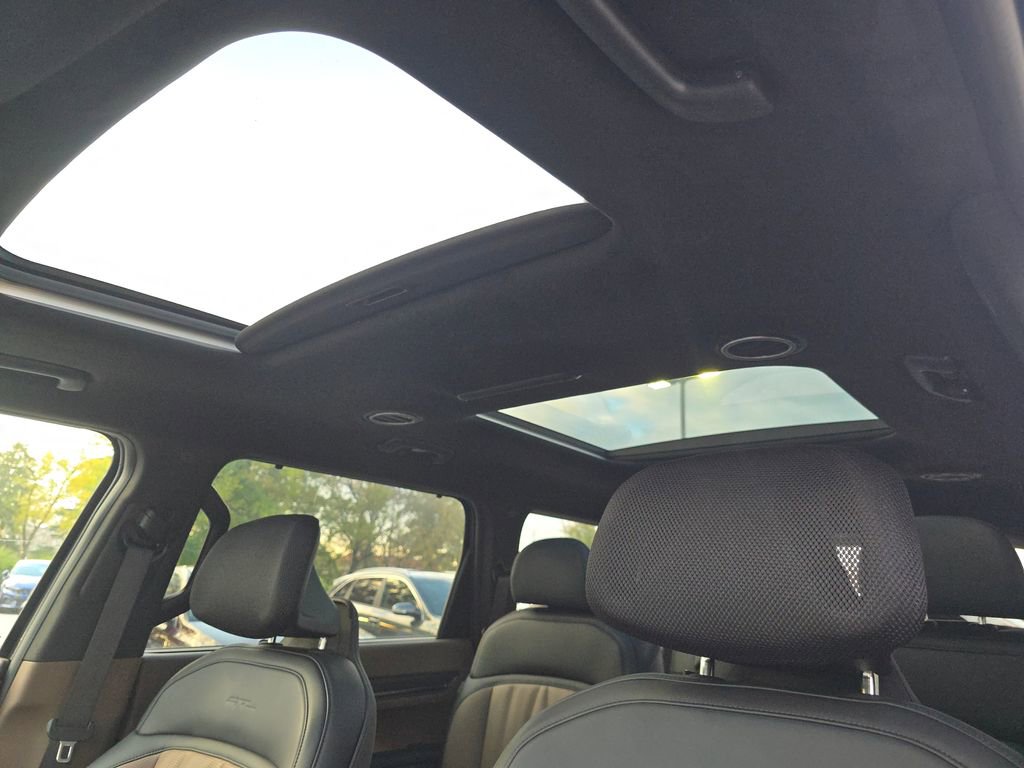 New 2026 Kia EV9 GT-Line image 8