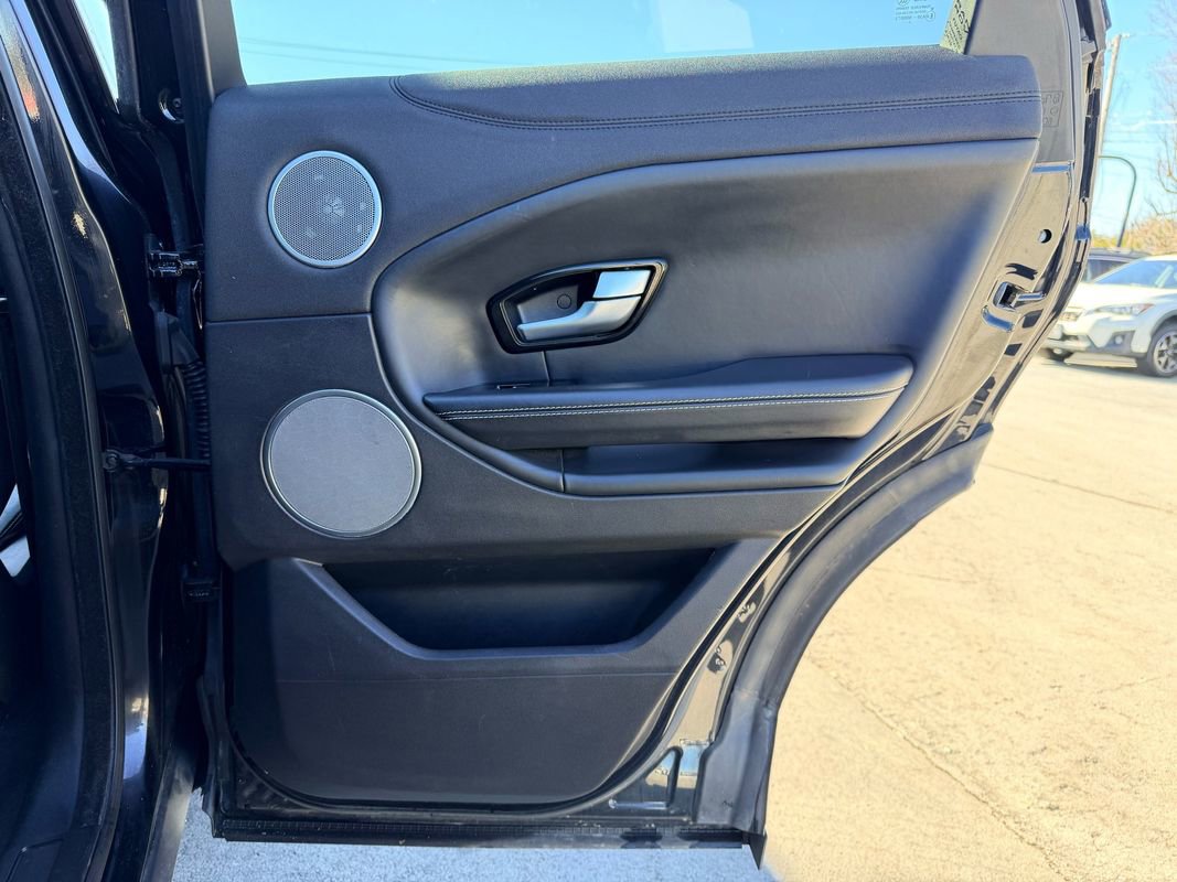 Used 2017 Land Rover Range Rover Evoque HSE AWD/4WD image 22