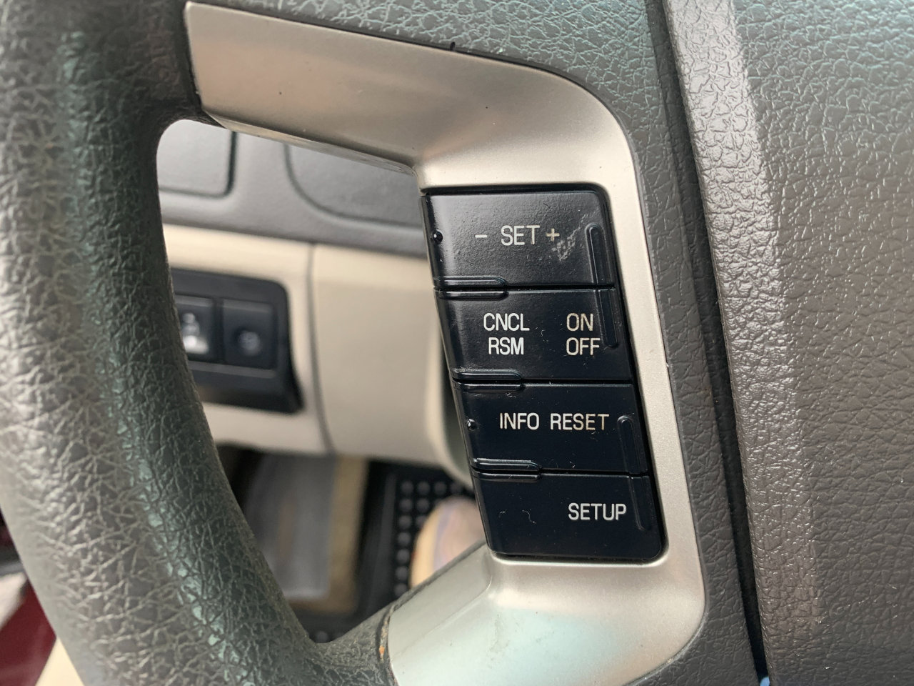 Used 2012 Ford Fusion SE image 16