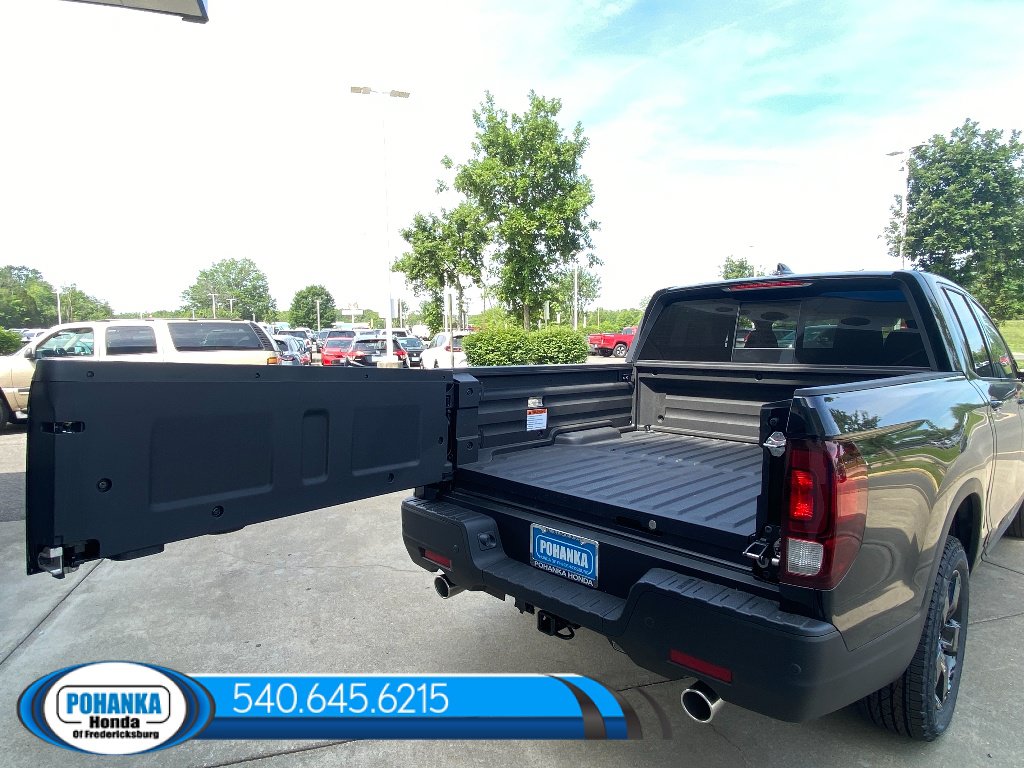 New 2026 Honda Ridgeline Black Edition image 6