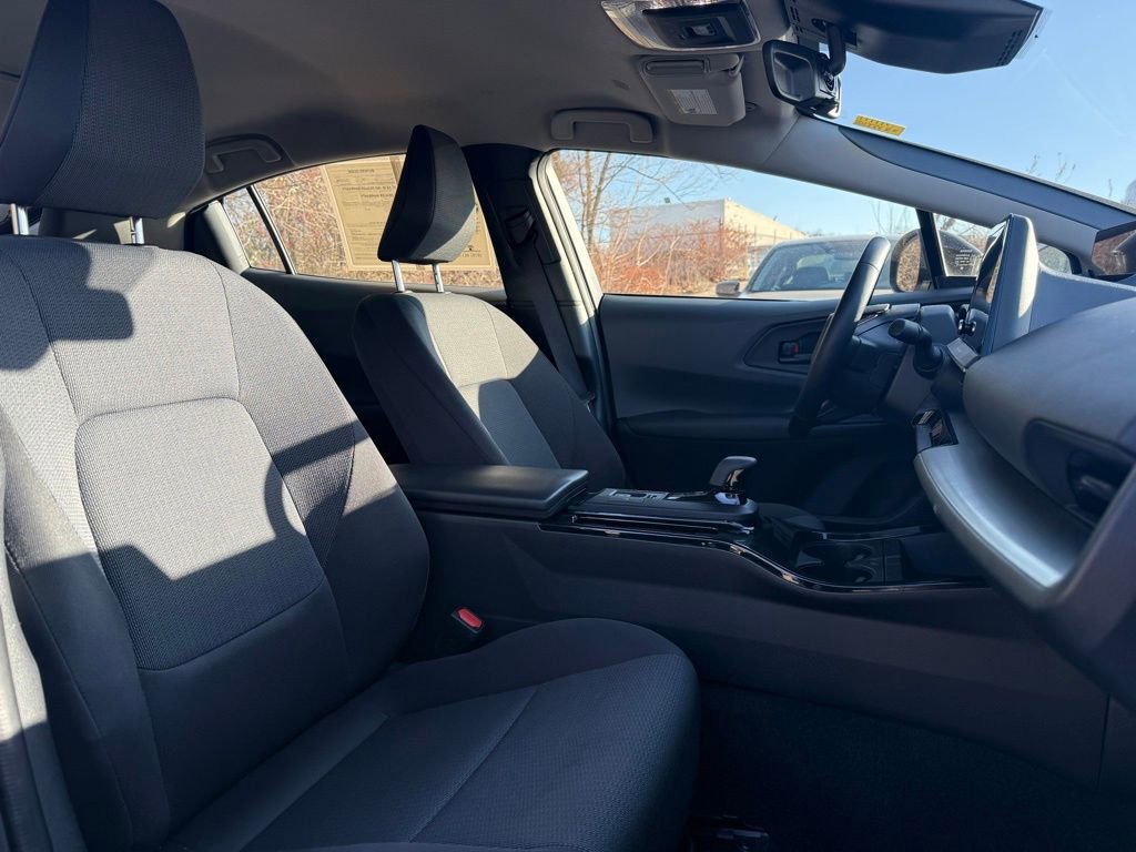 Used 2024 Toyota Prius LE image 23