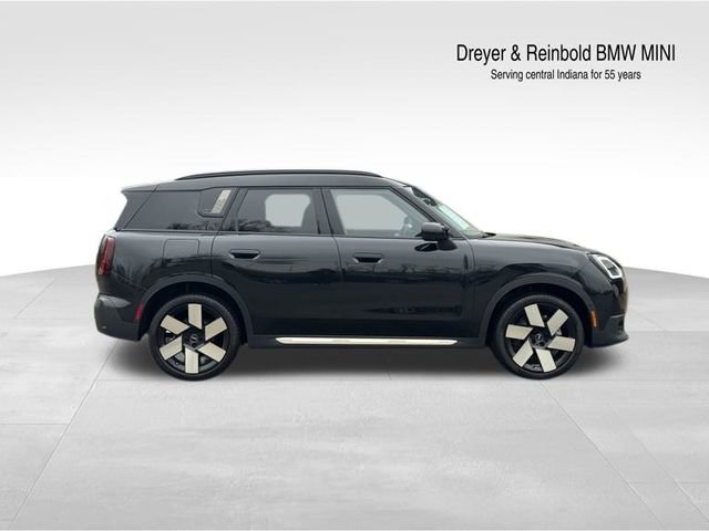 Used 2025 MINI Cooper Countryman S w/ Comfort Package Max image 2