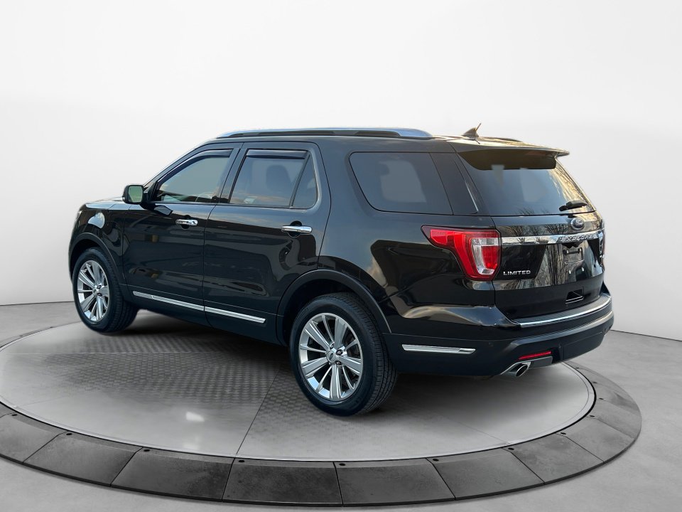 Used 2019 Ford Explorer Limited w/ Class III Trailer Tow Package image 5