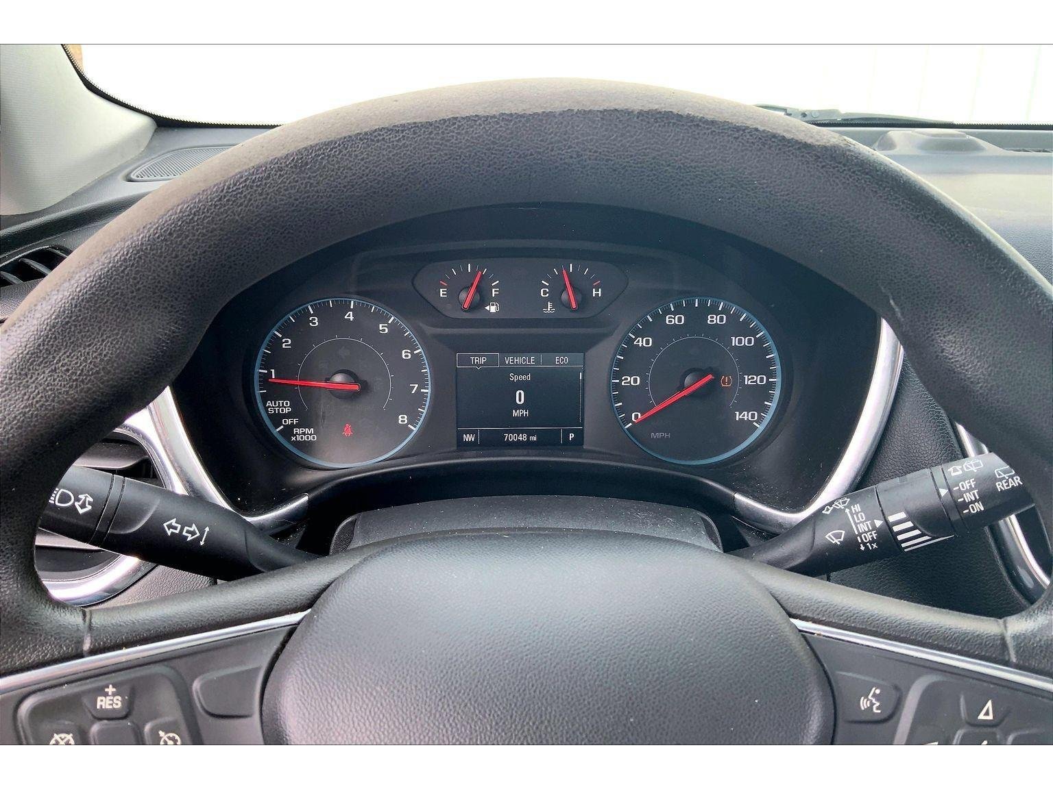 Used 2018 Chevrolet Equinox LT image 19