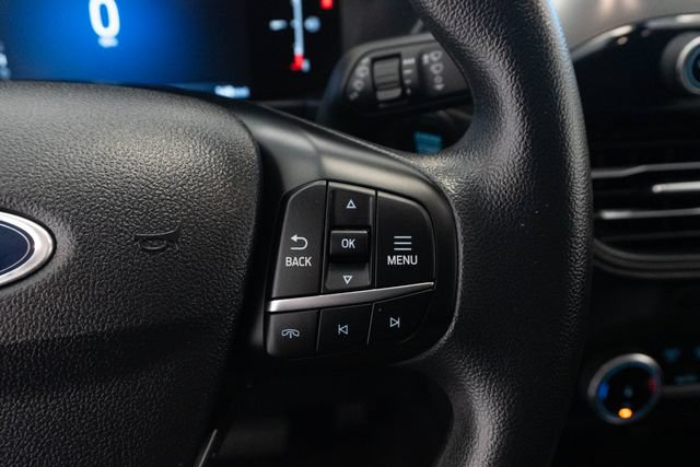 Used 2025 Ford Escape Active AWD/4WD image 12