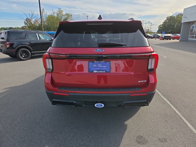 Certified 2026 Ford Explorer ST-Line AWD/4WD image 4