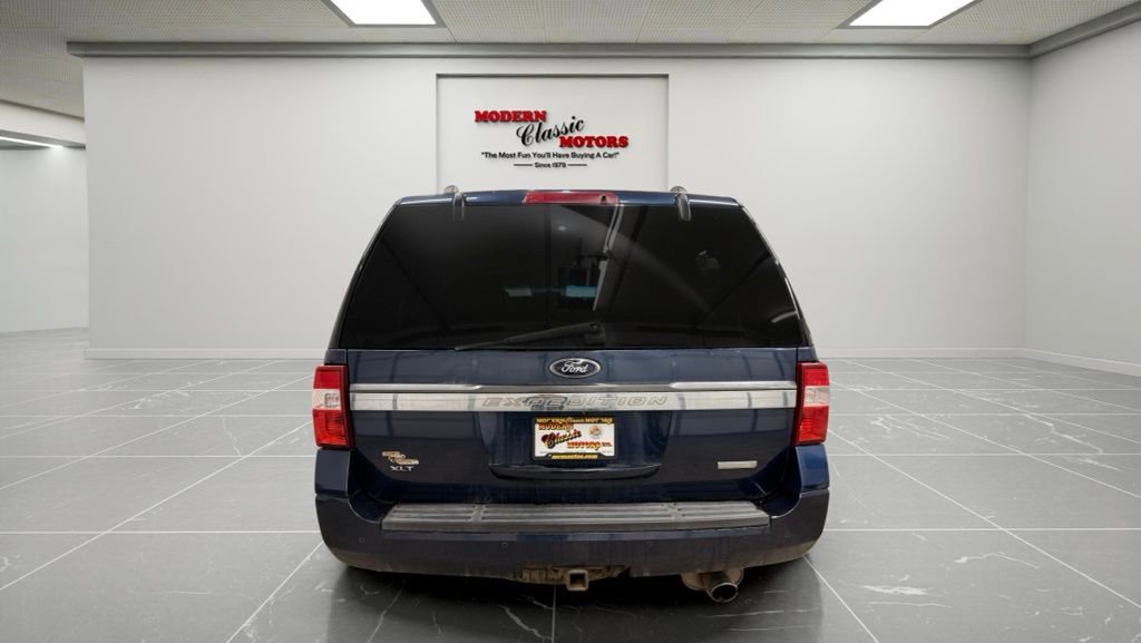 Used 2016 Ford Expedition XLT w/ Equipment Group 202A AWD/4WD image 6
