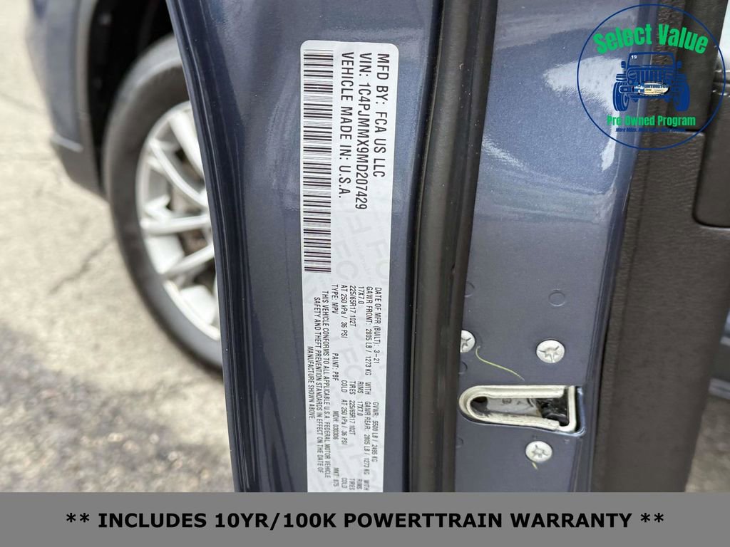 Used 2021 Jeep Cherokee Latitude Lux w/ Comfort/Convenience Group image 16
