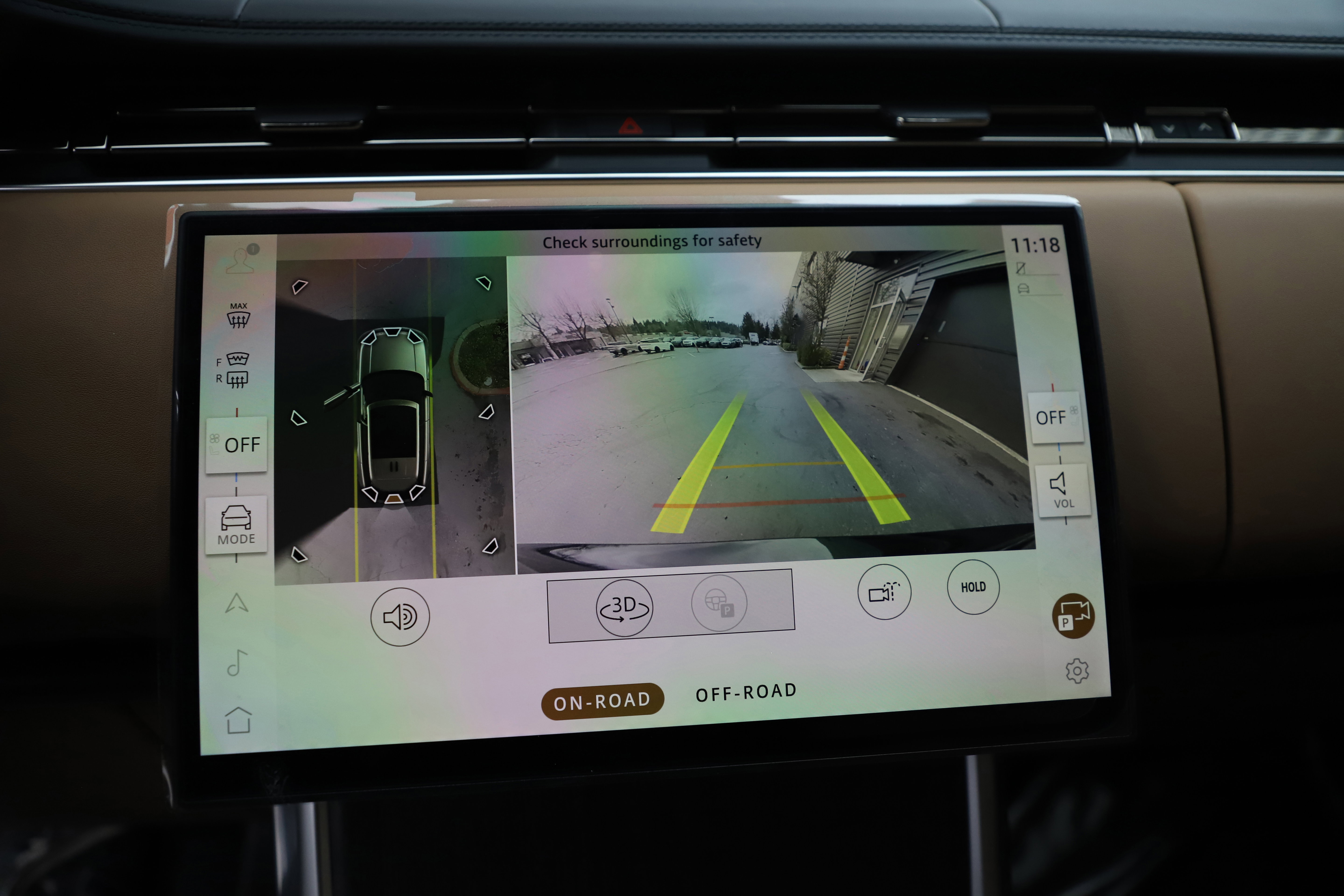 New 2026 Land Rover Range Rover SE image 23