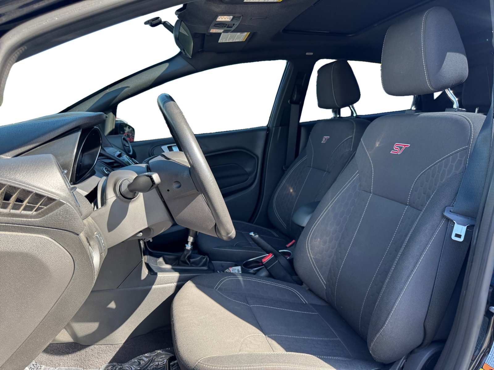 Used 2019 Ford Fiesta ST FWD image 9