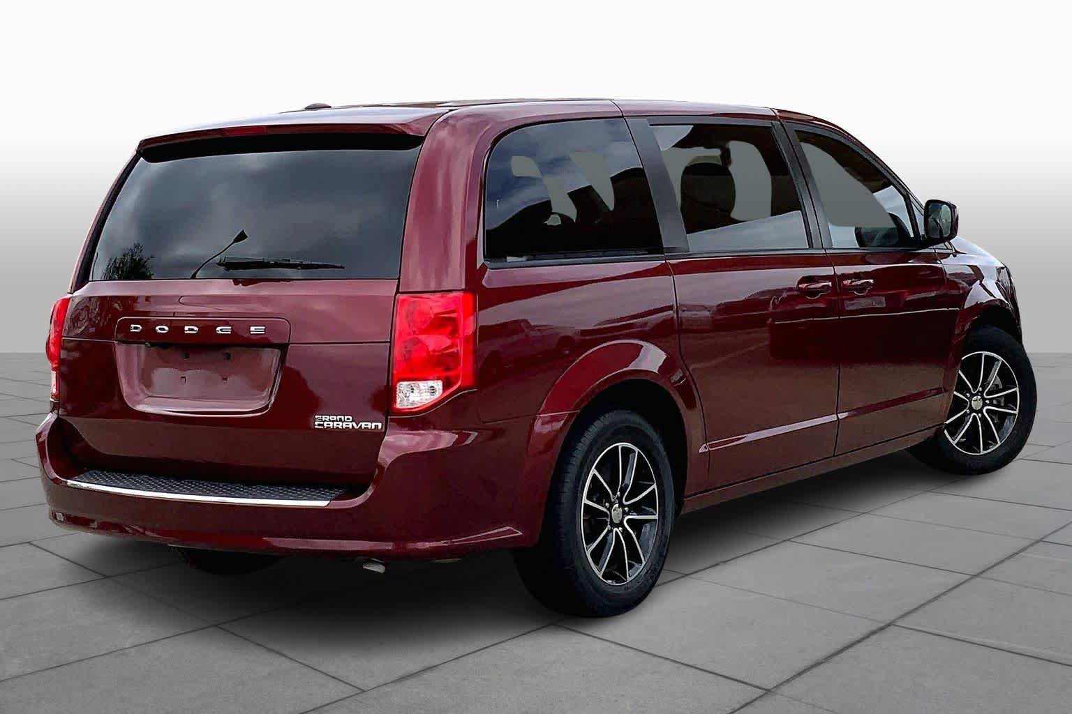 Used 2019 Dodge Grand Caravan GT image 13