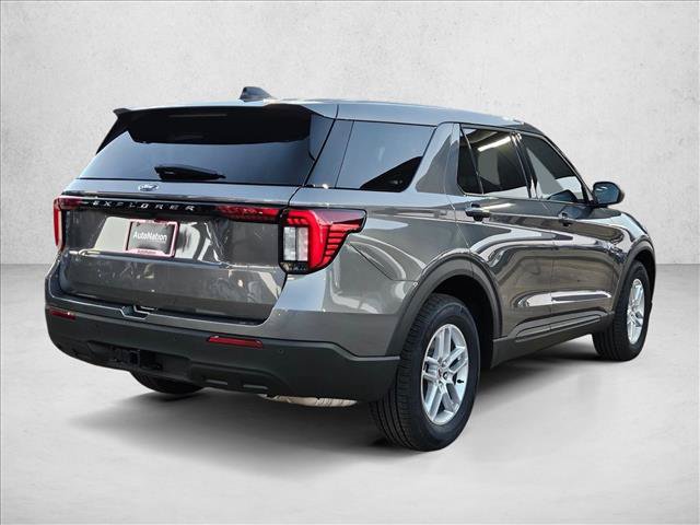 New 2026 Ford Explorer Active RWD image 2