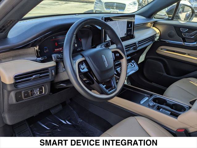 Used 2023 Lincoln Corsair Reserve image 12