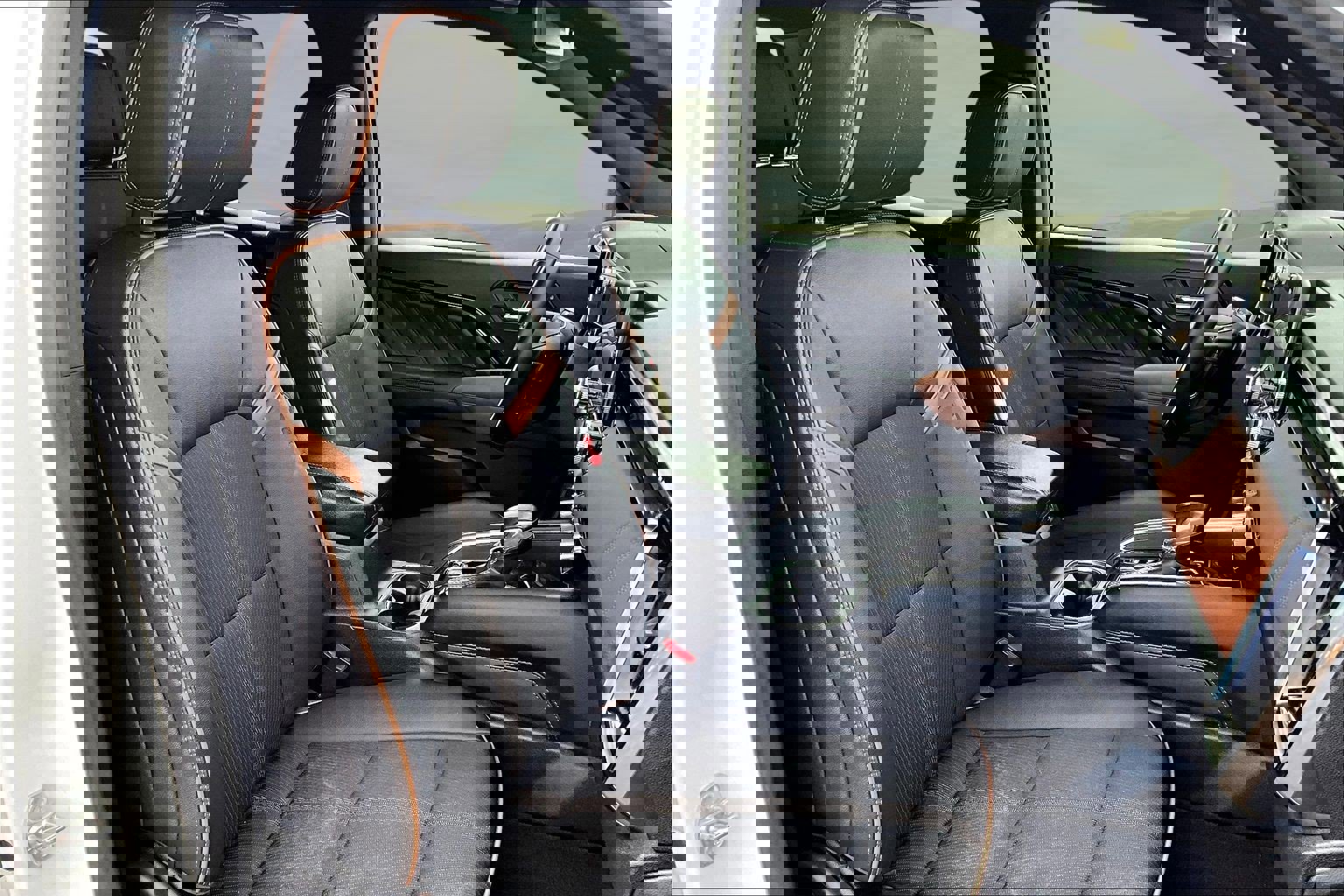 Used 2024 GMC Canyon AT4 w/ Technology Package image 21