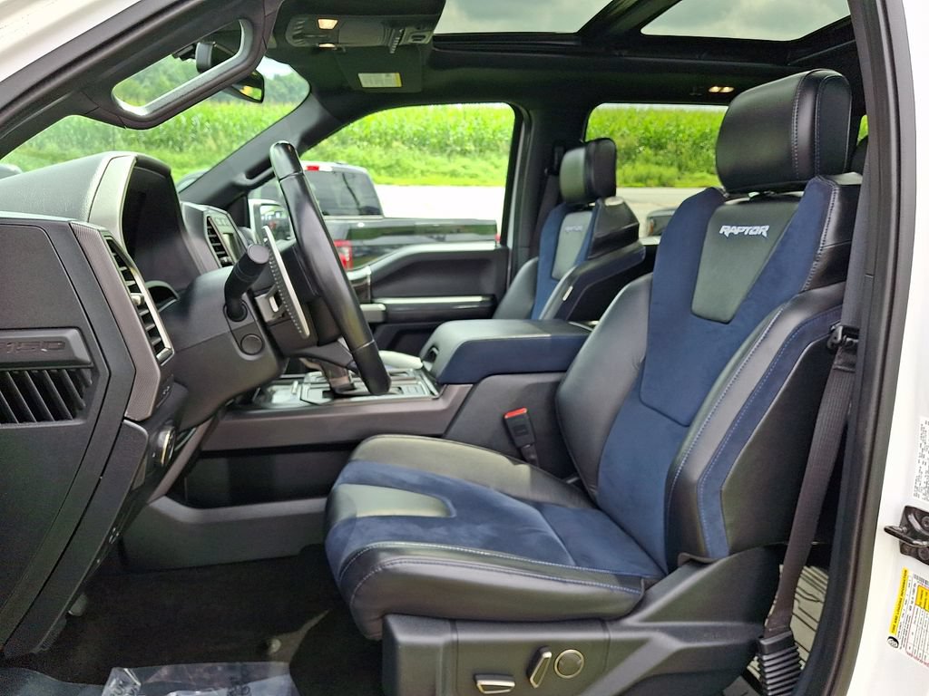 Used 2019 Ford F150 Raptor w/ Equipment Group 802A Luxury AWD/4WD image 14
