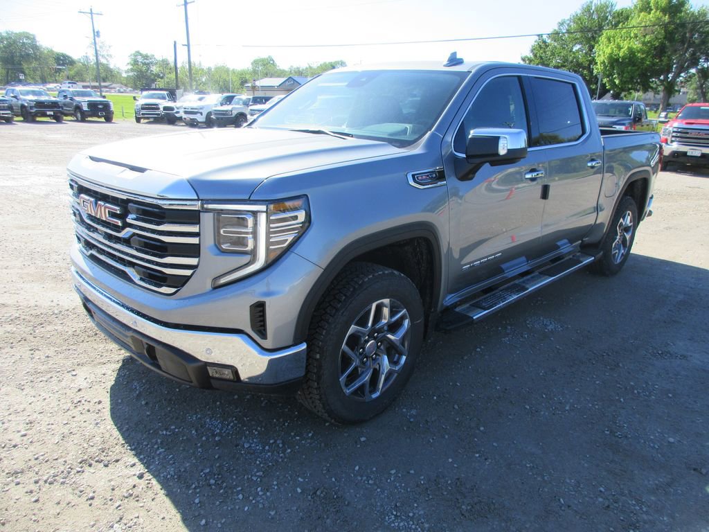 New 2026 GMC Sierra 1500 SLT w/ SLT Premium Plus Package AWD/4WD image 11