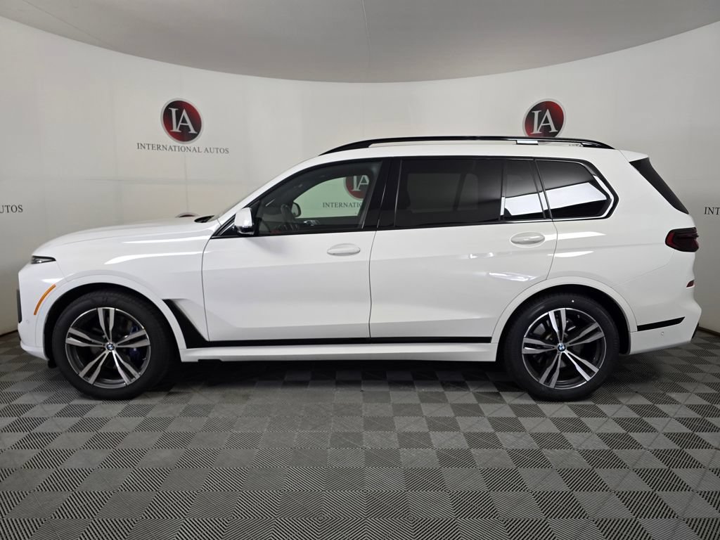 Certified 2025 BMW X7 xDrive40i w/ Executive Package AWD/4WD image 6