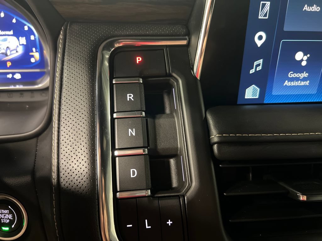 Certified 2022 Chevrolet Tahoe Premier AWD/4WD image 27