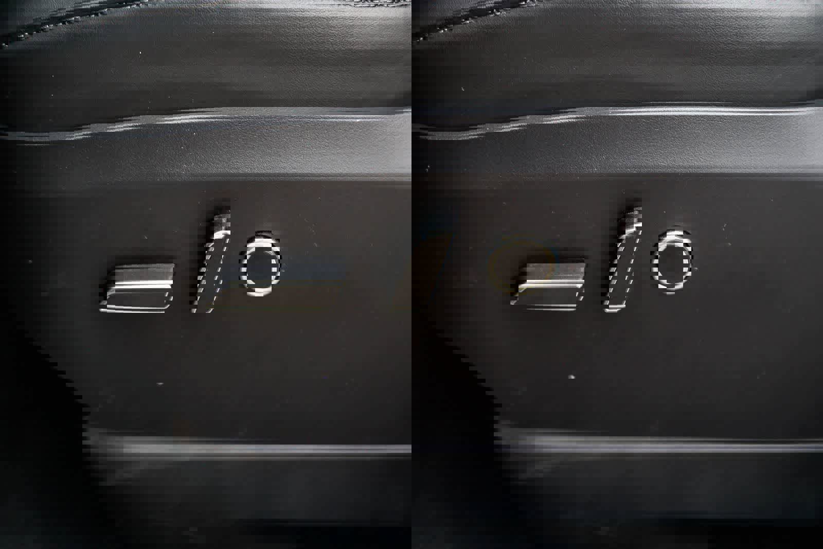 Used 2024 Tesla Model X image 21