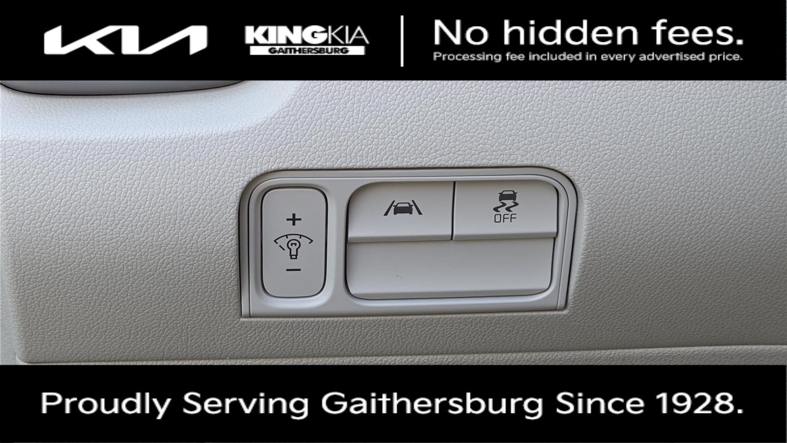 Certified 2023 Kia Sorento S w/ Panoramic Sunroof Package AWD/4WD image 17