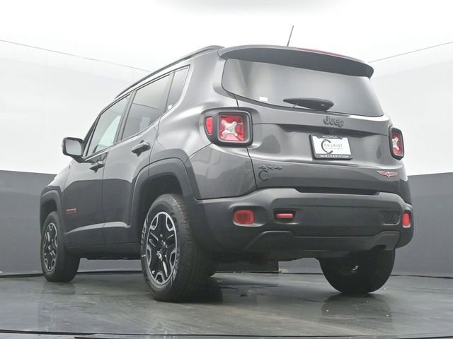 Used 2016 Jeep Renegade Trailhawk AWD/4WD image 49