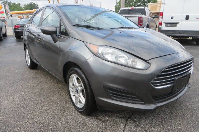 Used 2019 Ford Fiesta SE image 5