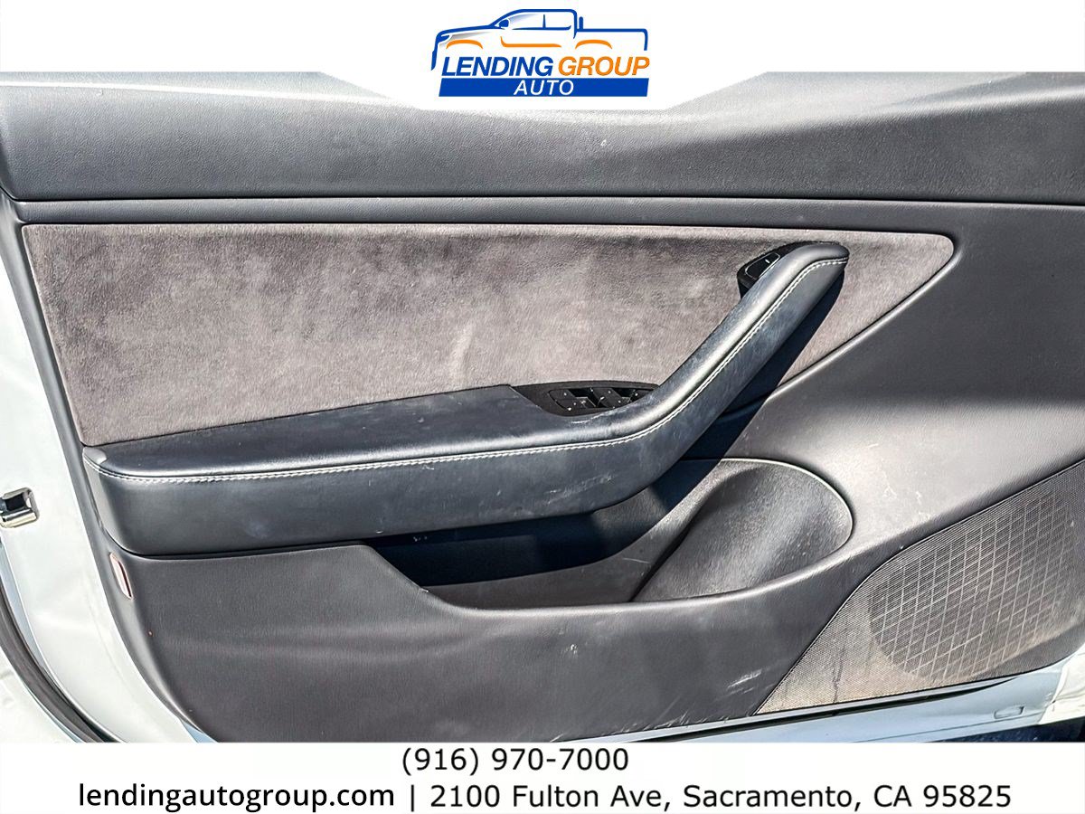 Used 2019 Tesla Model 3 Standard Range RWD image 19