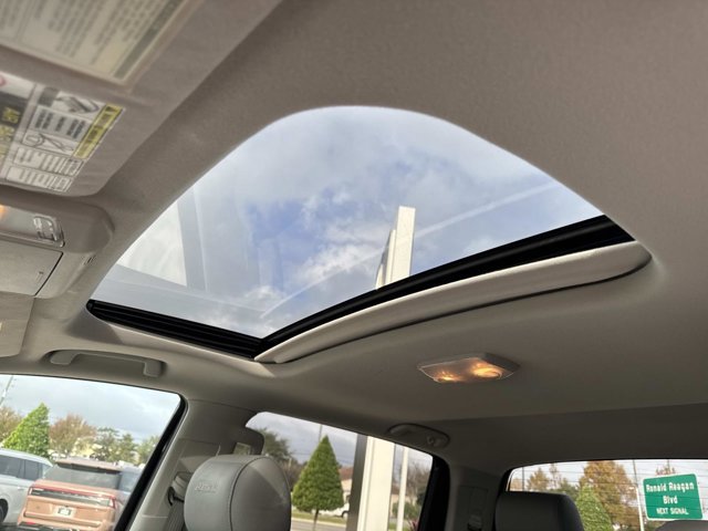 Used 2012 Toyota Tundra Limited image 35