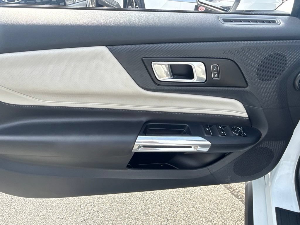 Used 2026 Ford Mustang Premium RWD image 18