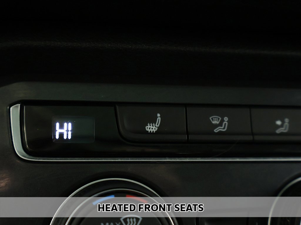 Used 2019 Volkswagen Tiguan SE w/ Panoramic Sunroof Package image 6