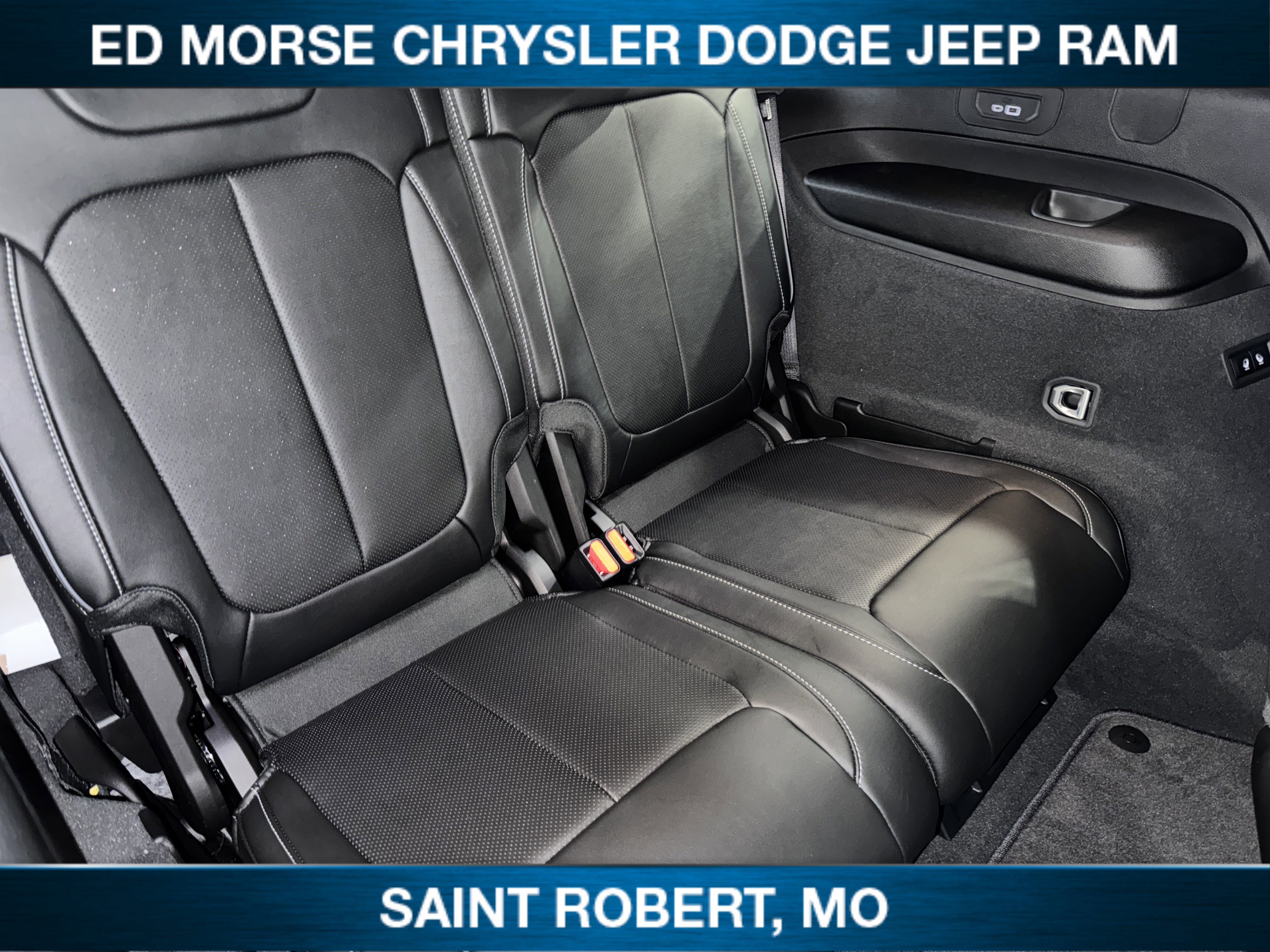 New 2025 Jeep Grand Cherokee L Overland w/ Luxury Tech Group IV image 34