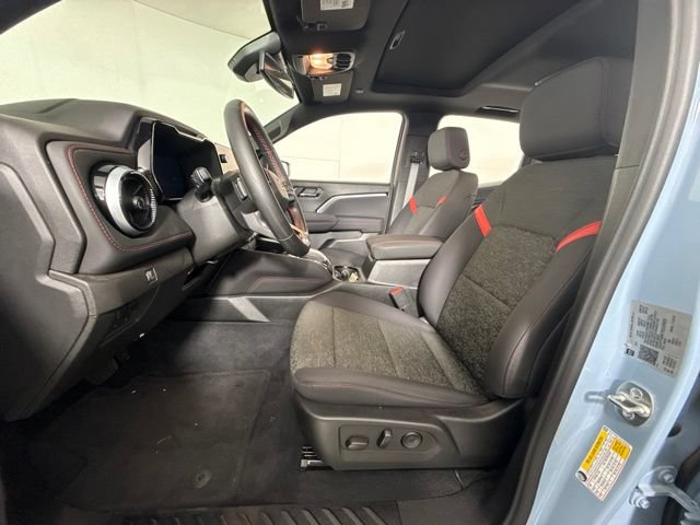 New 2025 Chevrolet Colorado Z71 w/ Technology Package AWD/4WD image 15