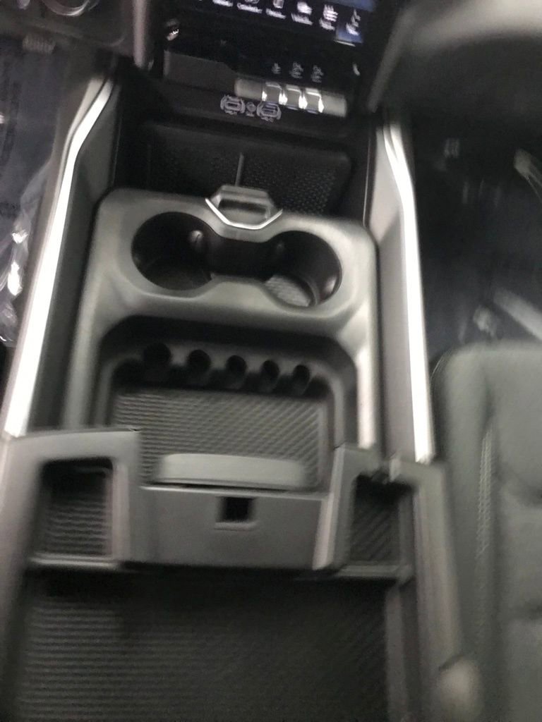 New 2026 RAM 1500 4x4 Crew Cab image 22