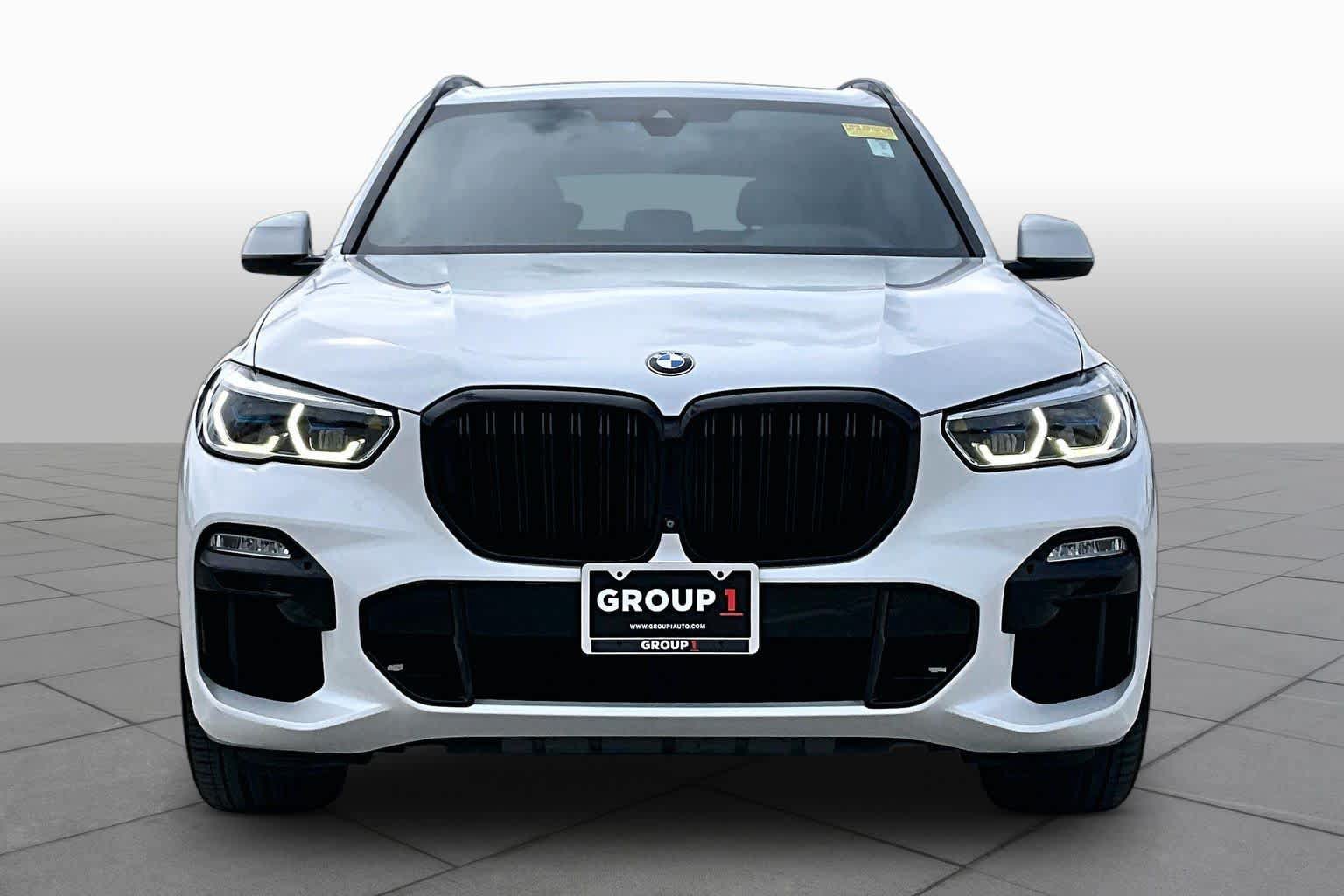 Used 2019 BMW X5 xDrive50i w/ M Sport Package AWD/4WD image 4