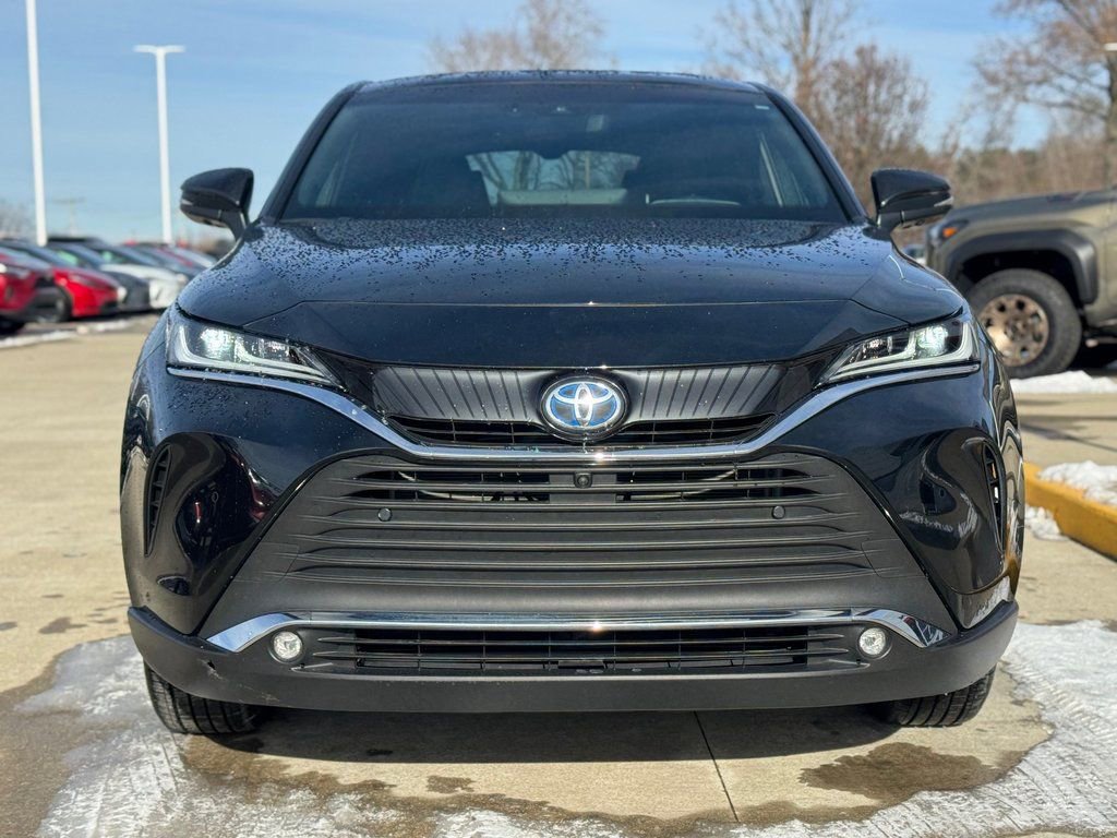 Used 2024 Toyota Venza Limited AWD/4WD image 2