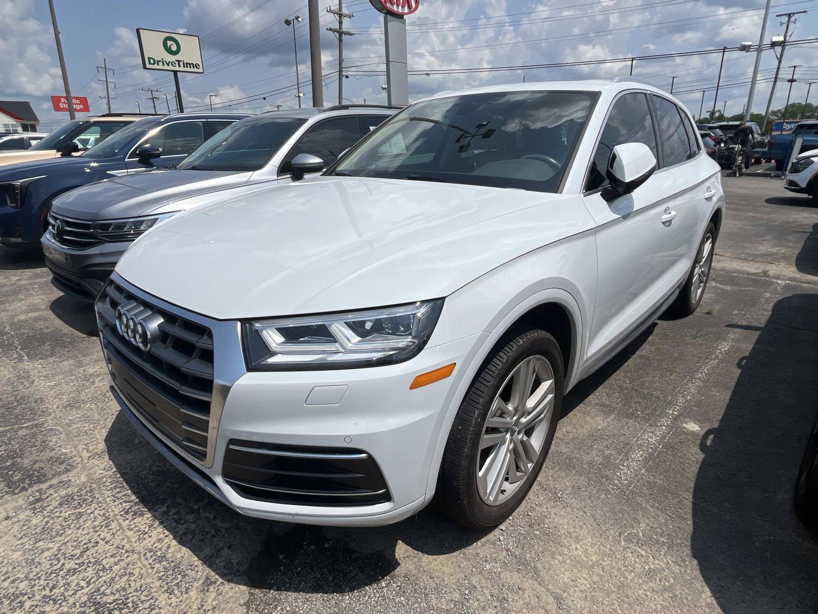 Used 2019 Audi Q5 2.0T Premium Plus w/ Premium Plus Package AWD/4WD image 3