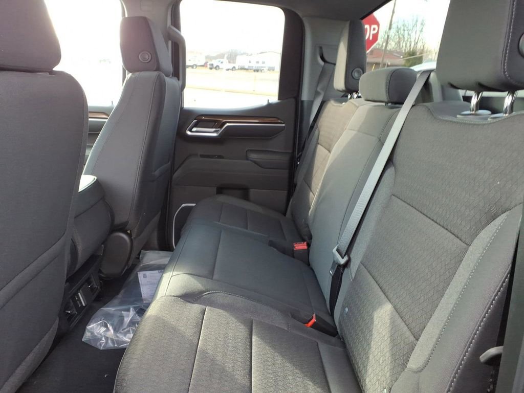 New 2026 Chevrolet Silverado 1500 LT image 6