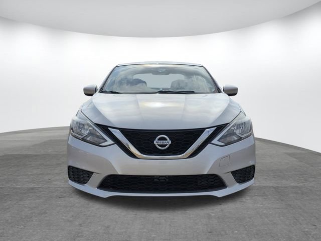 Used 2017 Nissan Sentra S image 2
