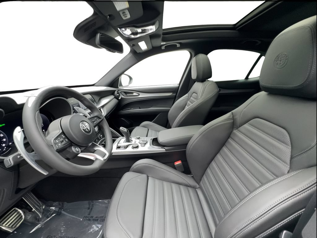 New 2026 Alfa Romeo Stelvio Sprint w/ Convenience Package AWD/4WD image 22