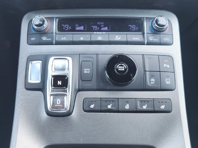 Used 2020 Hyundai Palisade Limited FWD image 17