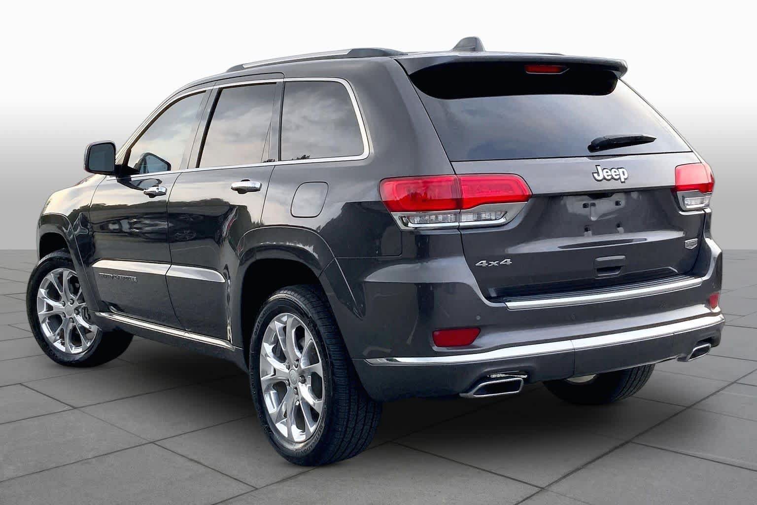 Used 2020 Jeep Grand Cherokee Summit AWD/4WD image 12