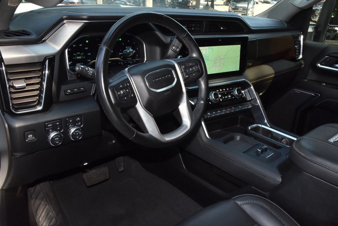 Used 2024 GMC Sierra 2500 Denali w/ Denali Reserve Package AWD/4WD image 35